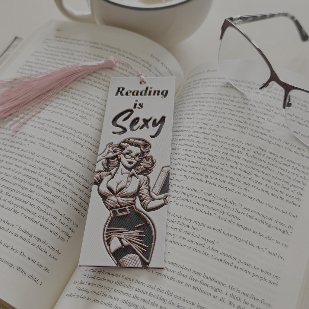 Reading Is Sexy Retro Pin-Up 3D Bookmark